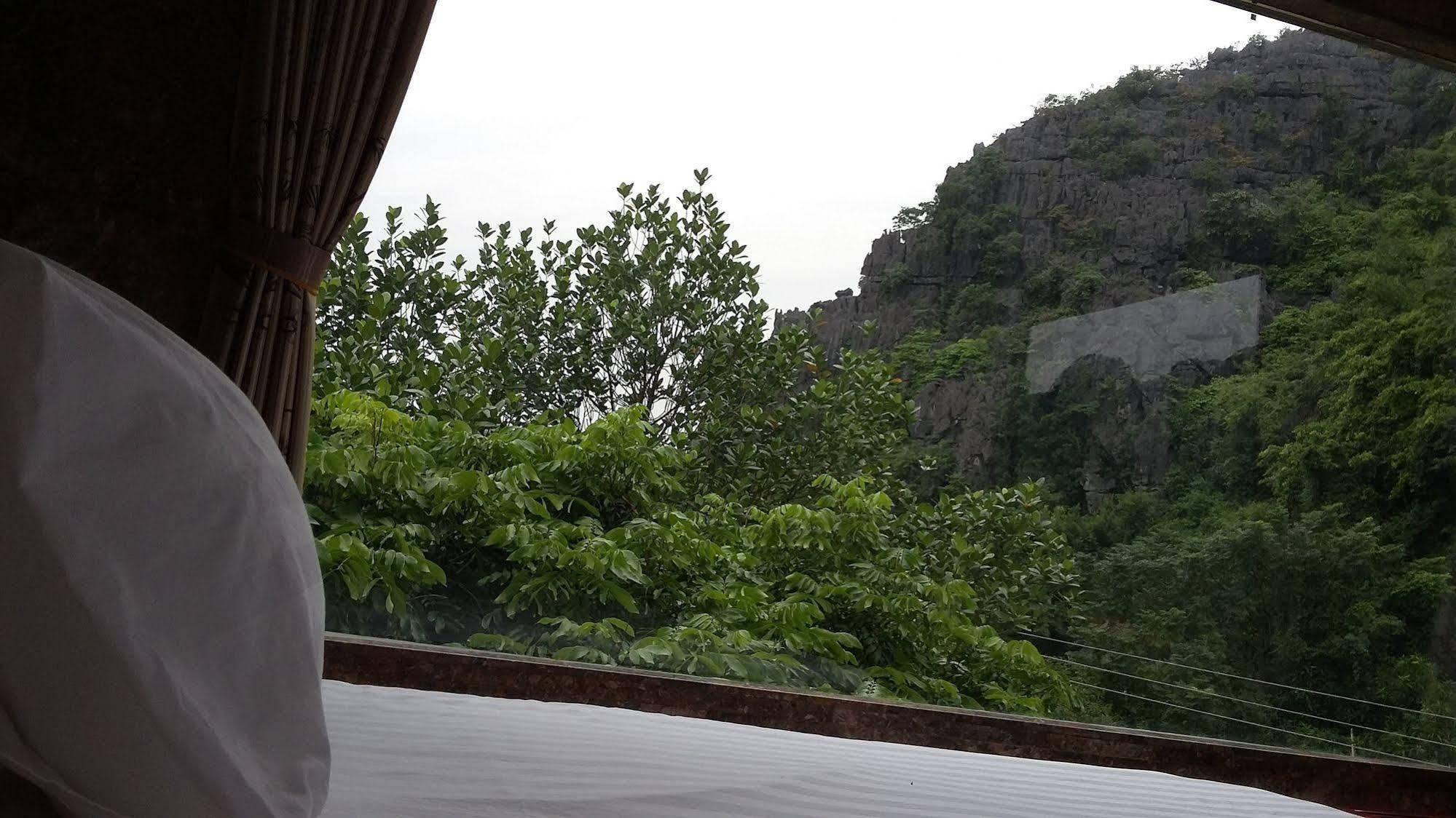 Limestone View Homestay Ninh Bình Extérieur photo